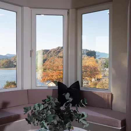 Brand New - Contemporary - 2 Bedroom - 2 Bathroom - Spacious Apartment - Lake Views Ambleside Exterior photo